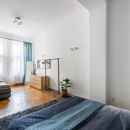 פראג Spacious Apartment With Balcony At Wenceslas Sq מראה חיצוני תמונה