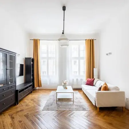 פראג Spacious Apartment With Balcony At Wenceslas Sq מראה חיצוני תמונה